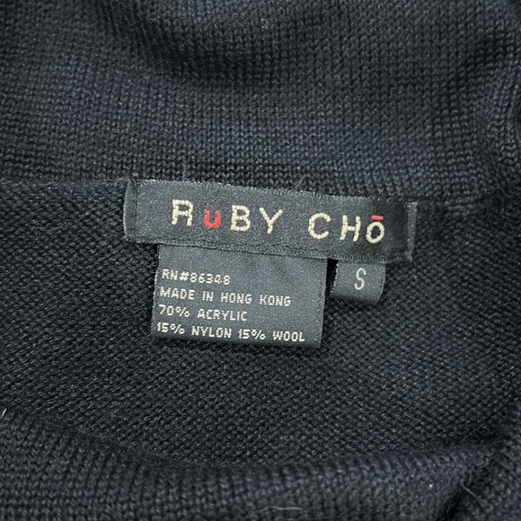 Black turtleneck fitted sweater fluffy sleeve - Picture 2 of 3